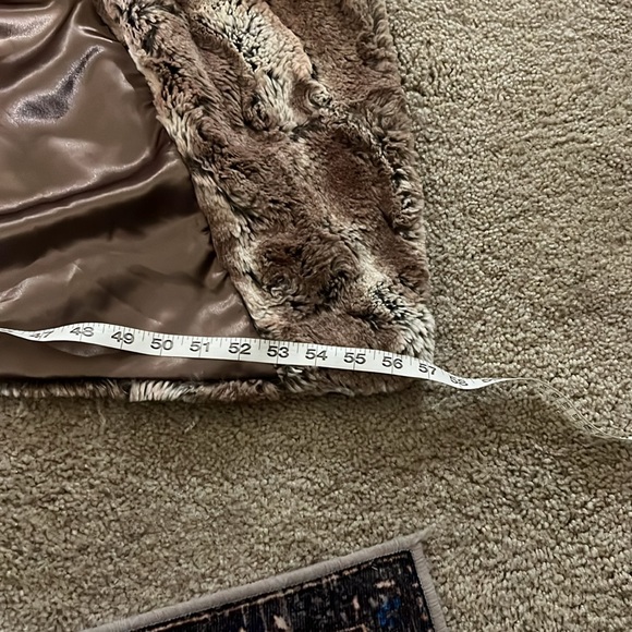 Fabulous Furs Faux Fur Vest Womens 3X Brown Super Soft Wrap Lined Cozy Layering - Picture 9 of 10